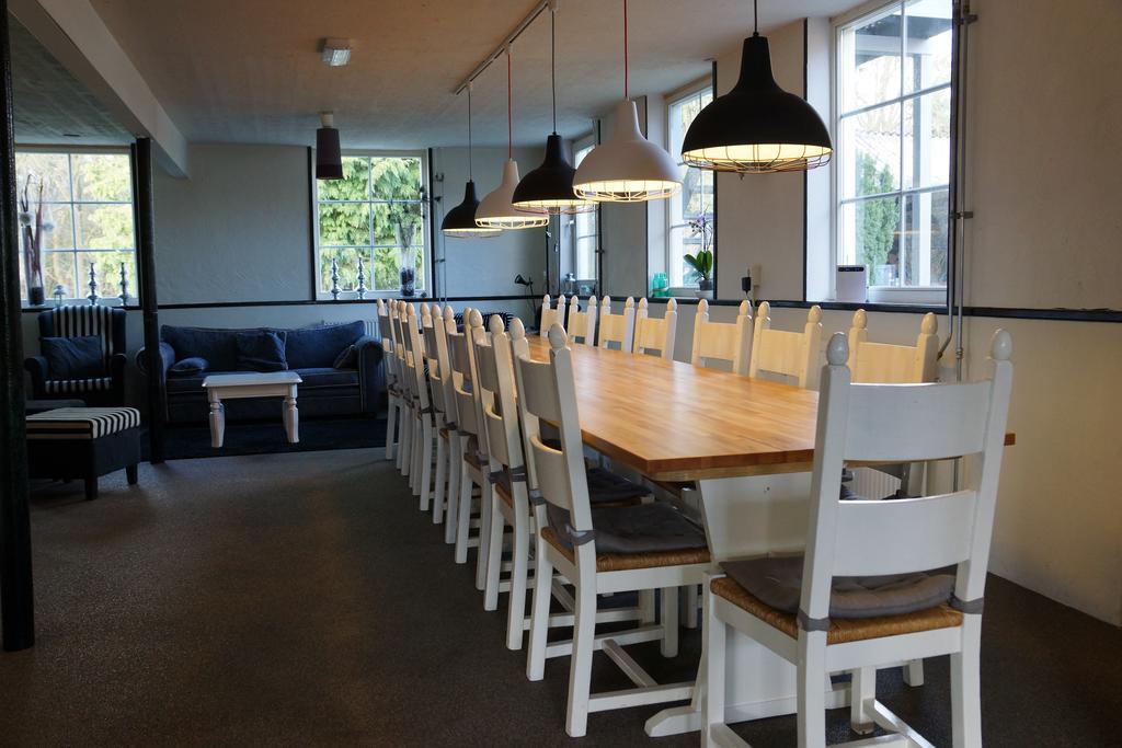 D'N Twist Bed & Breakfast Overloon Екстериор снимка