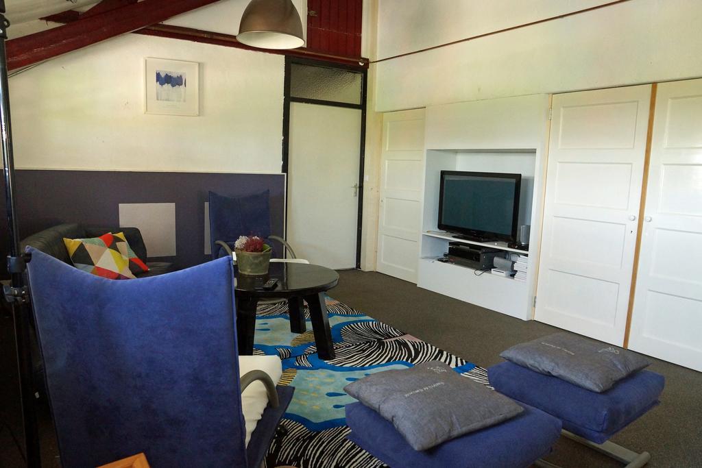D'N Twist Bed & Breakfast Overloon Екстериор снимка