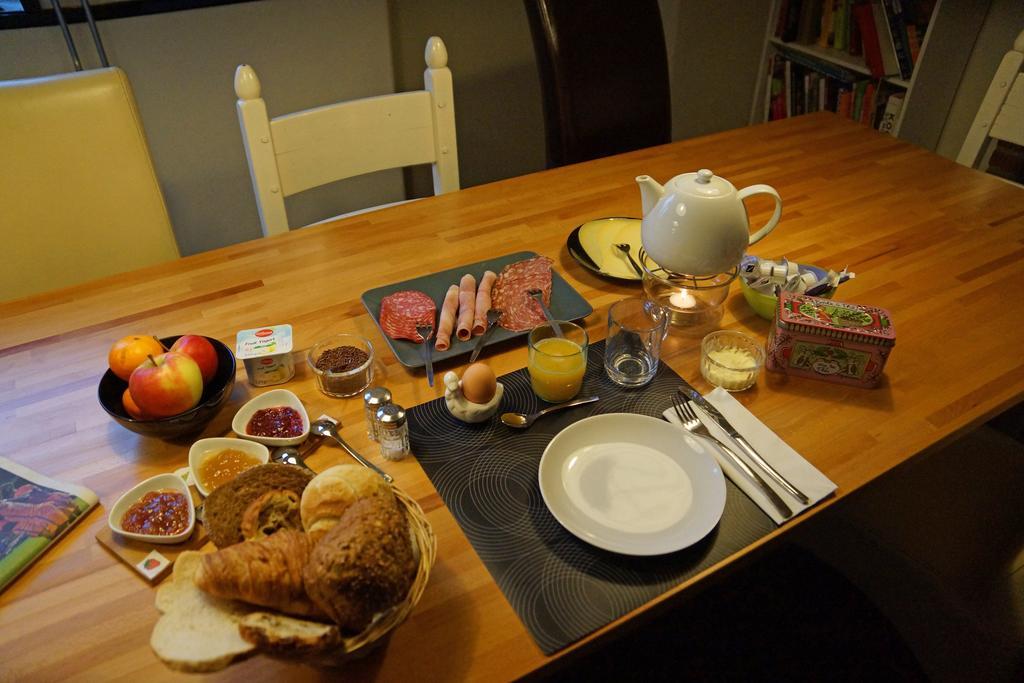 D'N Twist Bed & Breakfast Overloon Екстериор снимка